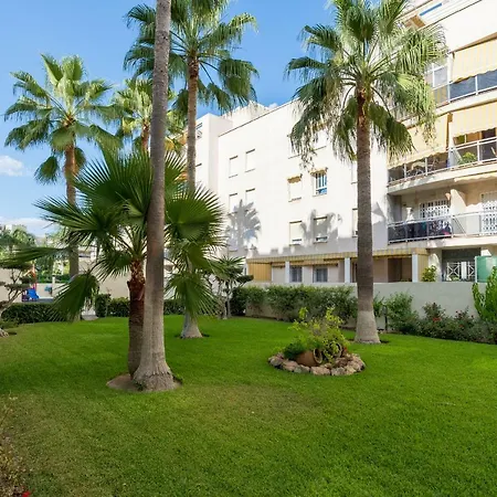 Apartment Lujoso Atico Playa-parking Gratis Málaga